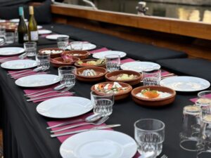 Boot Huren Utrecht Tapas arrangement